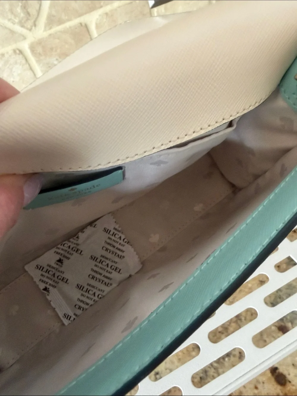 kate spade Mint and White Crossbody with Navy Strap & Silver Chain New no tags